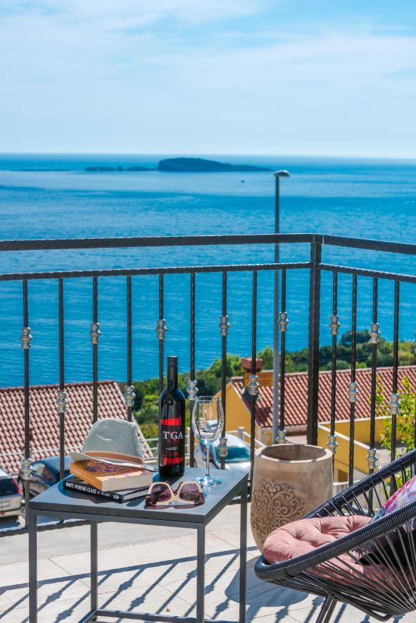 Golden Seaview Holiday Home Mlini Extérieur photo