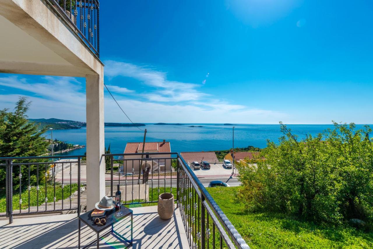 Golden Seaview Holiday Home Mlini Extérieur photo